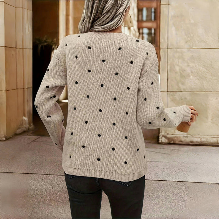 RELAXED POLKADOT FIT PULLOVER | BREATHABLE ALL DAY COMFORT
