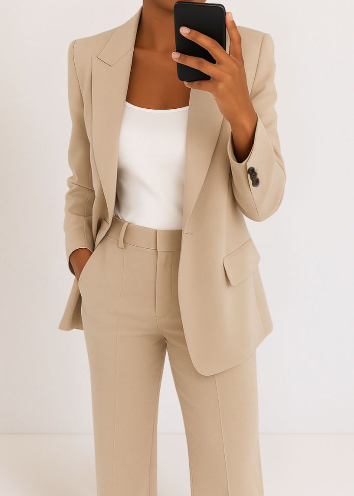TAILORED LUXE SUIT | POWER, POISE AND EVERYDAY CONFIDENCE