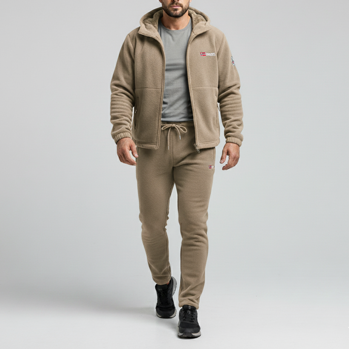 FINLEY FLEECE TRACKSUIT | DRY, WARM AND COMFORTABLE