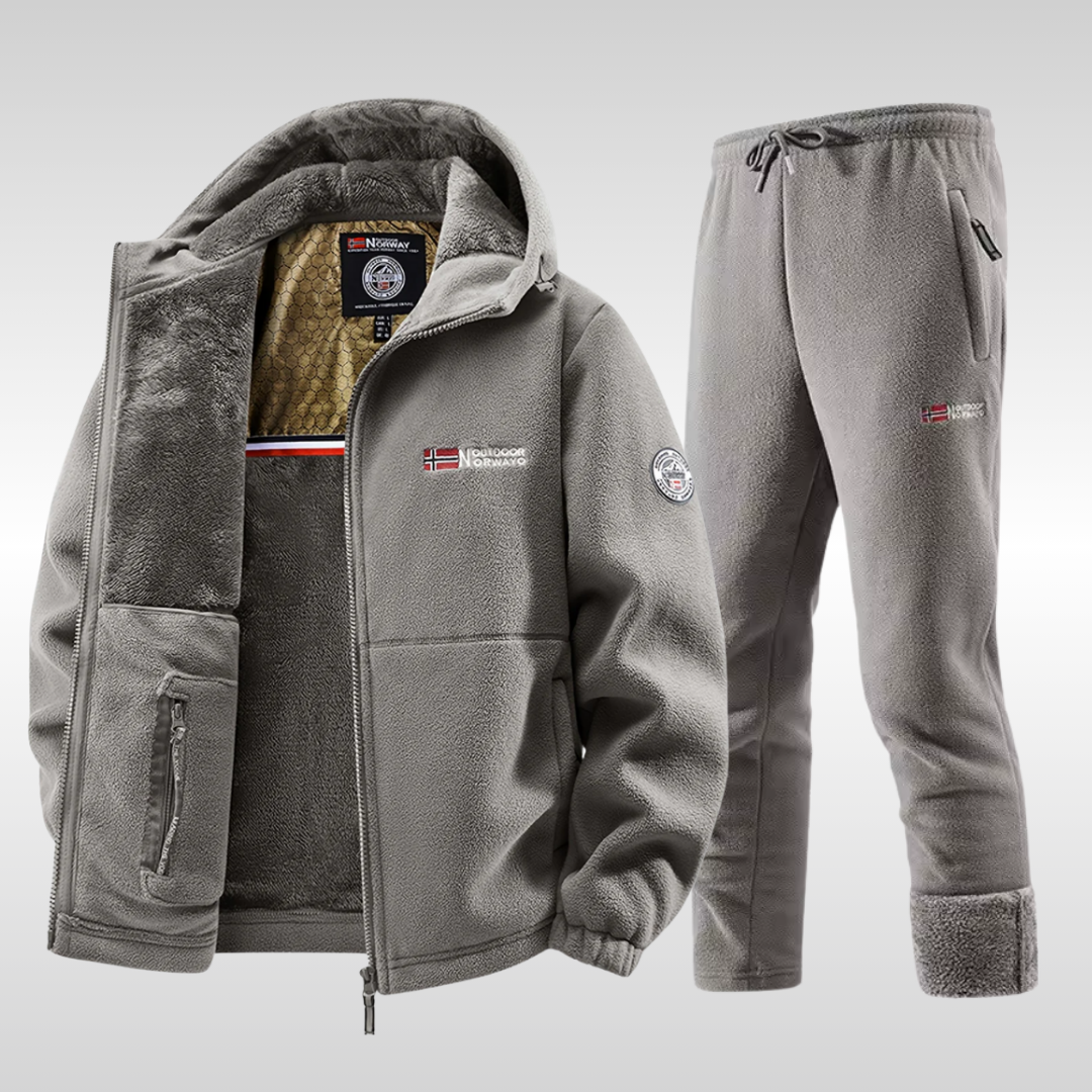 FINLEY FLEECE TRACKSUIT | DRY, WARM AND COMFORTABLE