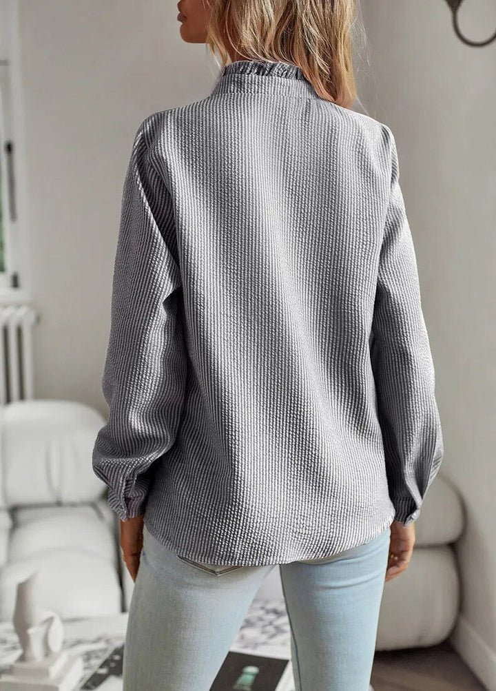 ELEGANT RELAXED-FIT BLOUSE | SOFT TEXTURE, FLATTERING SHAPE, ENDURING STYLE