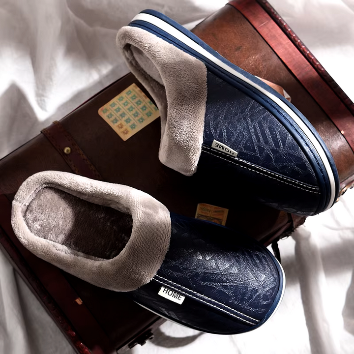 DELILAH COMFORT SLIDES | SOFT WARMTH FOR EVERYDAY MOMENTS