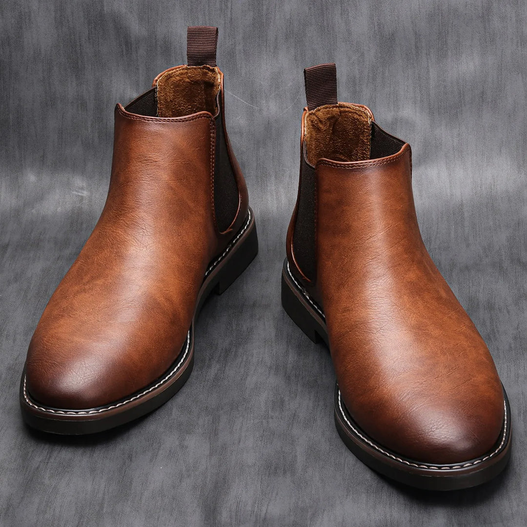 CLASSIC LEATHER CHELSEA BOOTS | TIMELESS ELEGANCE FOR MODERN LIVING