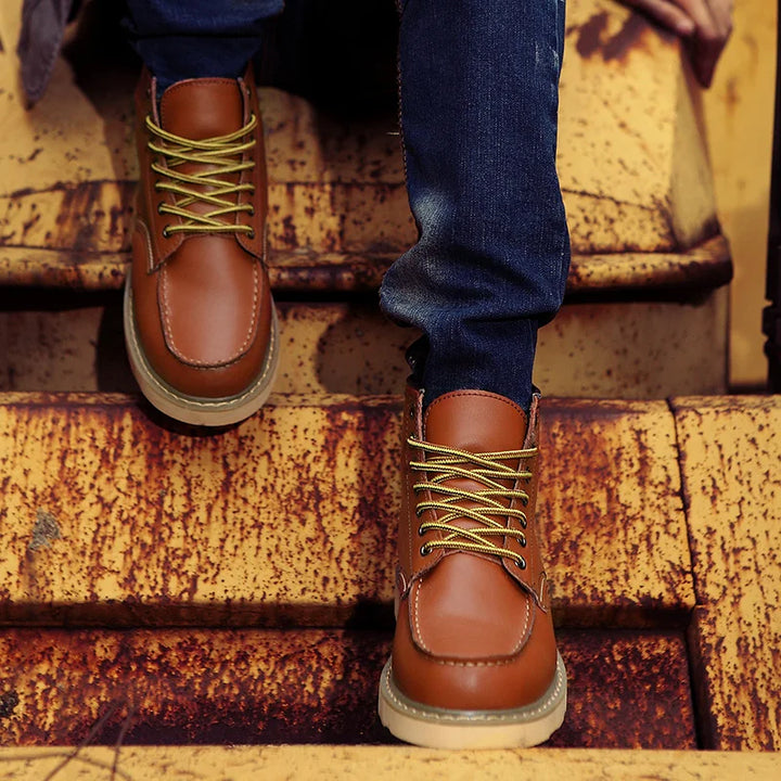 MASON LEATHER BOOTS | NATURAL STRENGTH, WARM COMFORT